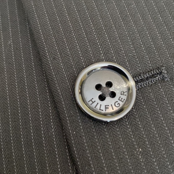 Tommy Hilfiger Black Pin Stripe 100% Wool Blazer - Sz 44 R - Picture 5 of 9